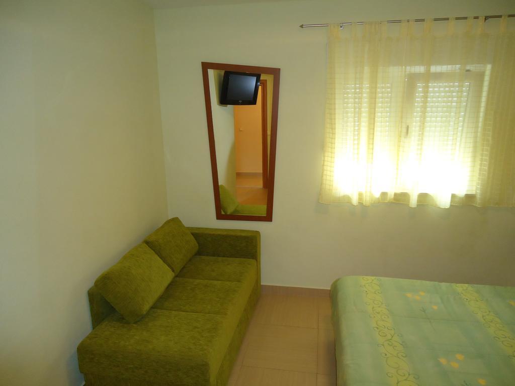 Villa Grgo Apartments Tucepi Ruang foto