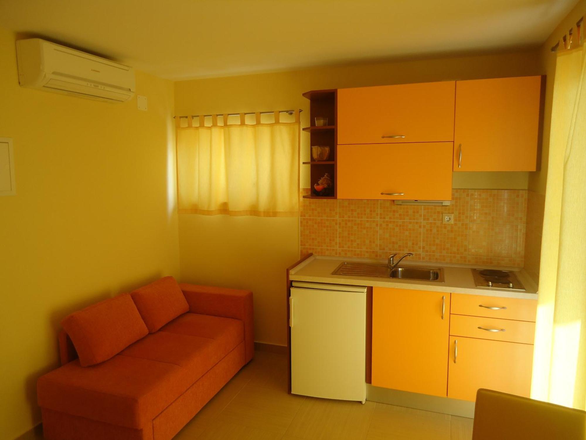 Villa Grgo Apartments Tucepi Bagian luar foto