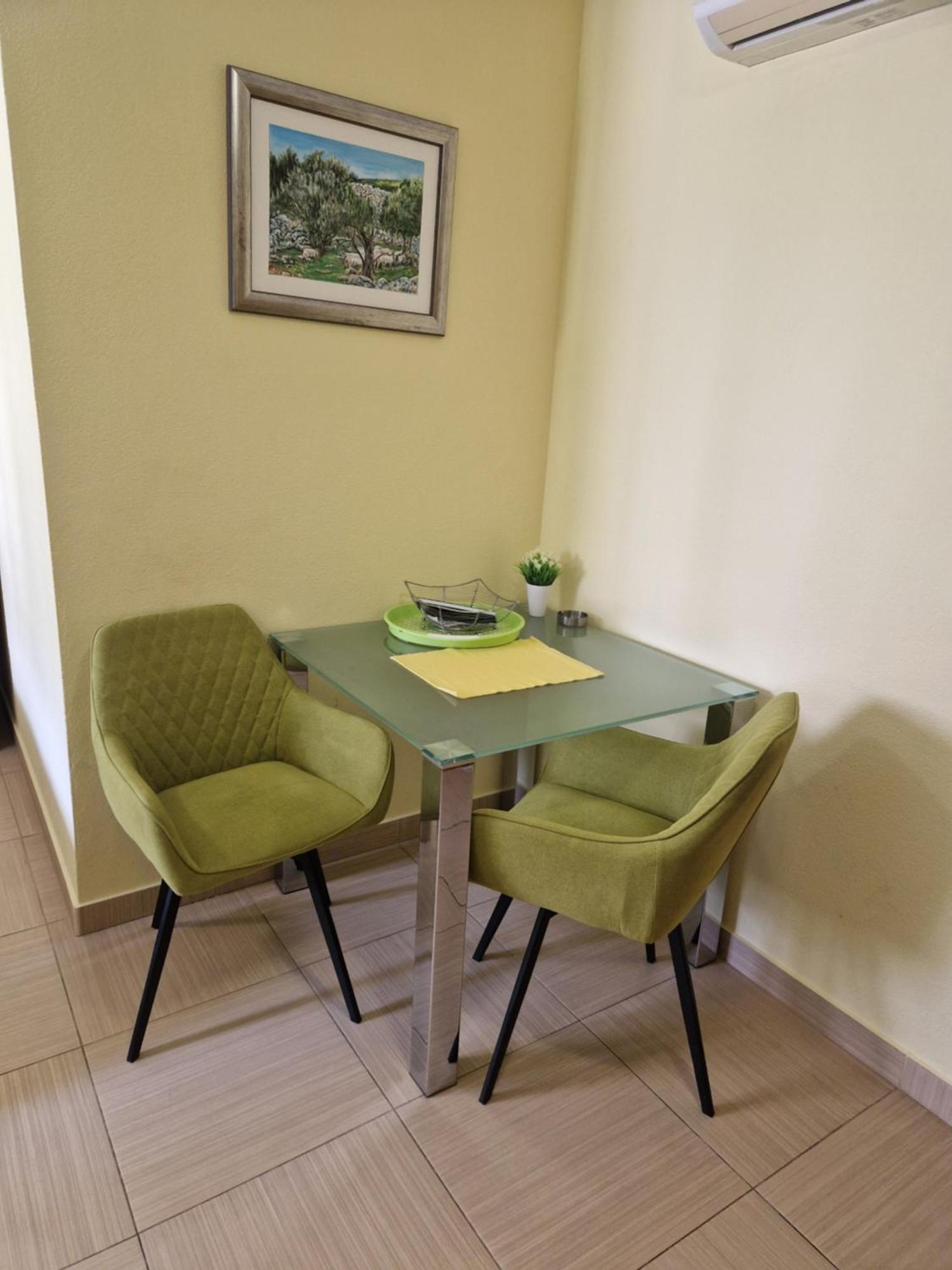 Villa Grgo Apartments Tucepi Bagian luar foto