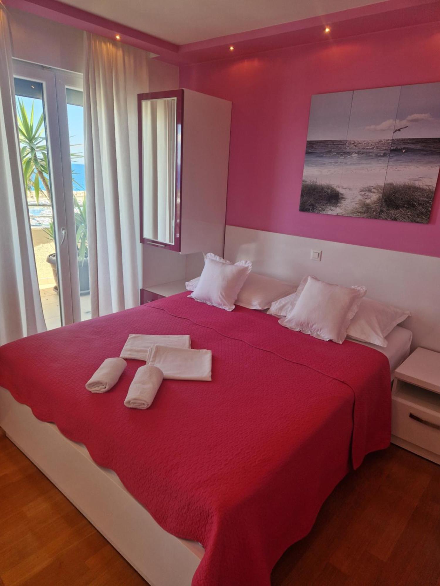 Villa Grgo Apartments Tucepi Bagian luar foto