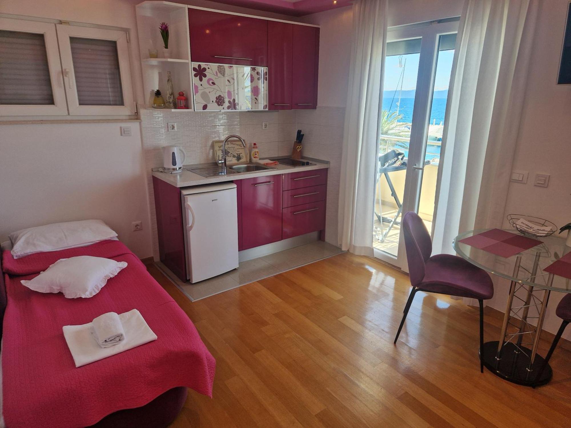 Villa Grgo Apartments Tucepi Bagian luar foto