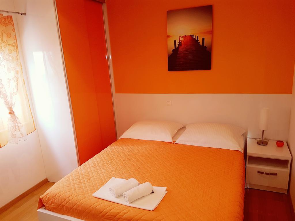 Villa Grgo Apartments Tucepi Bagian luar foto