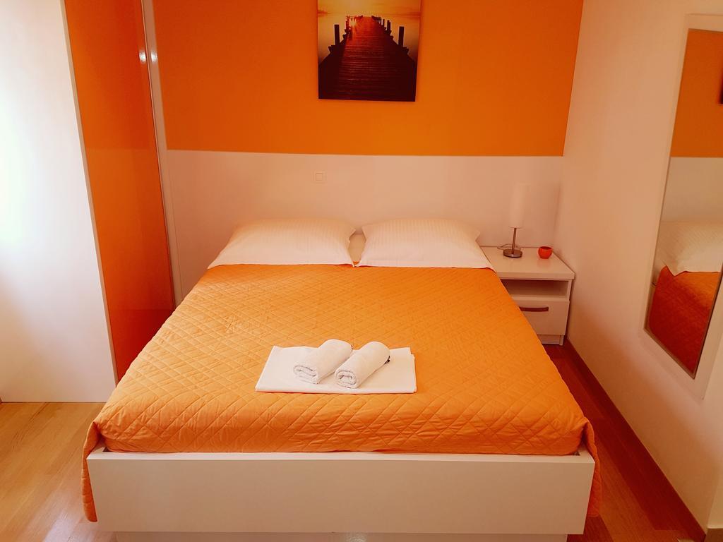 Villa Grgo Apartments Tucepi Bagian luar foto